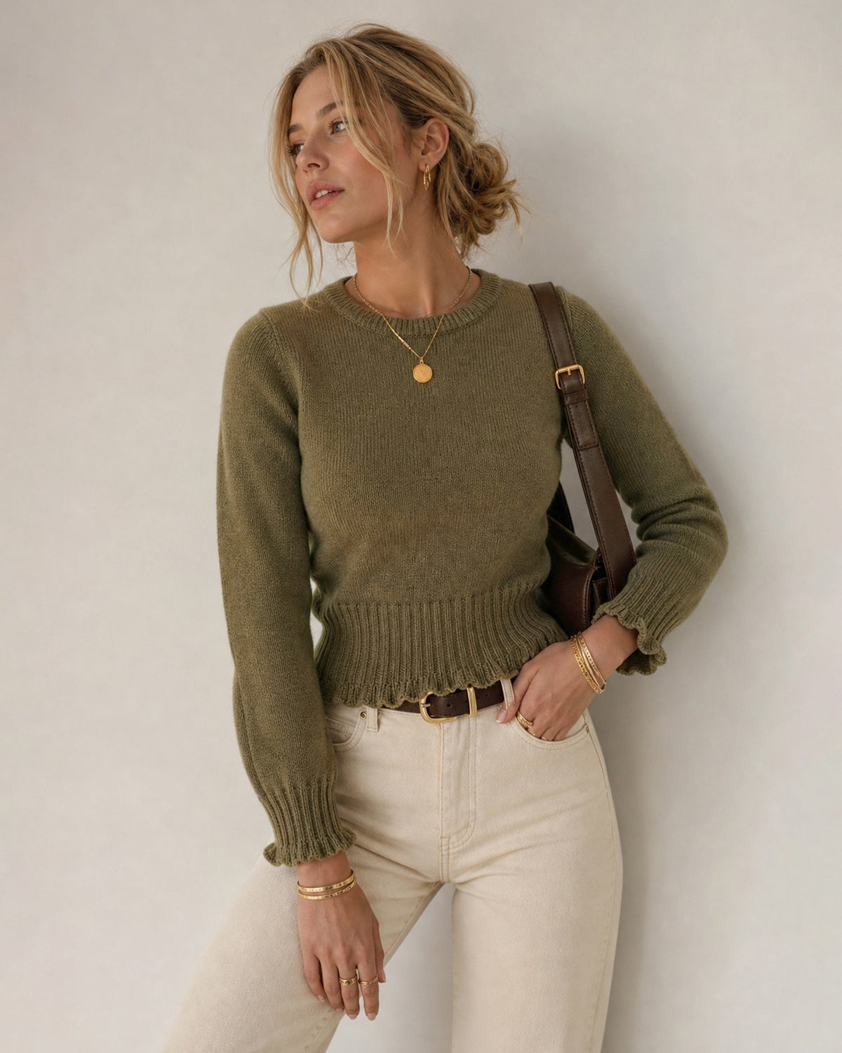 Ribbed Jumper with Round Neck and Scalloped Cuff Edges - Green