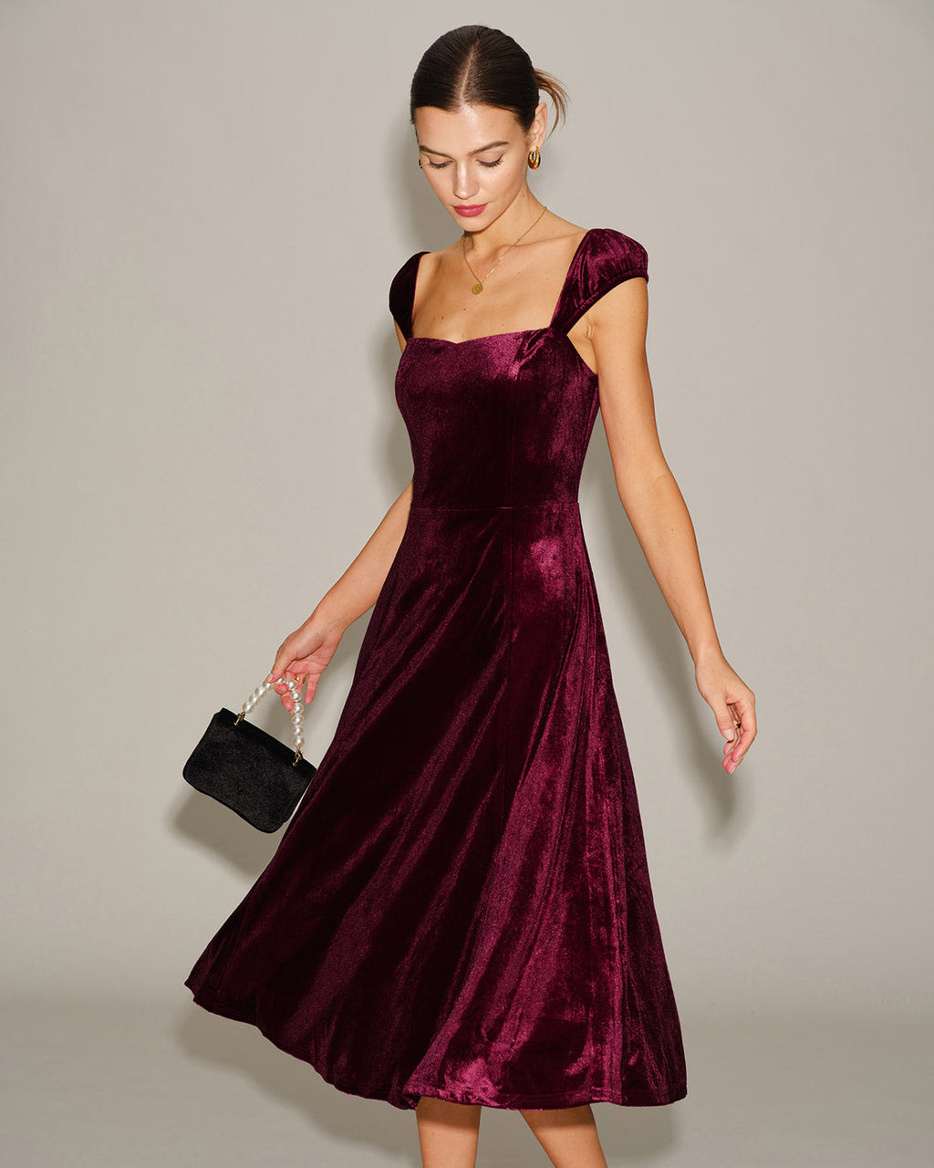 Velvet Midi Dress with Sweetheart Neck and Cap Sleeves - Wine Red