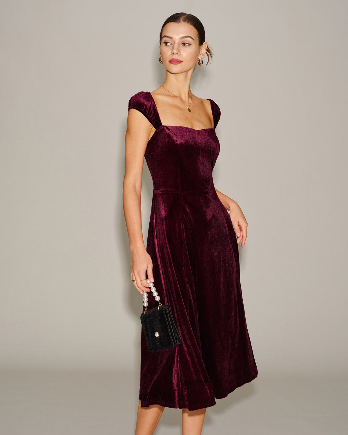 Velvet Midi Dress with Sweetheart Neck and Cap Sleeves - Wine Red